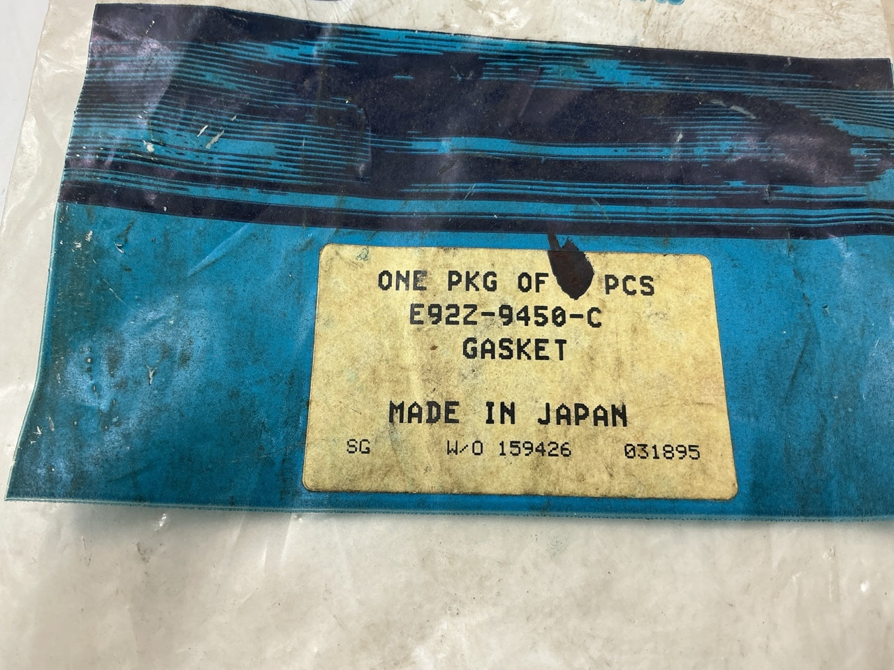 (4) NEW - OEM Ford E92Z-9450-C Exhaust Pipe Flange Gasket
