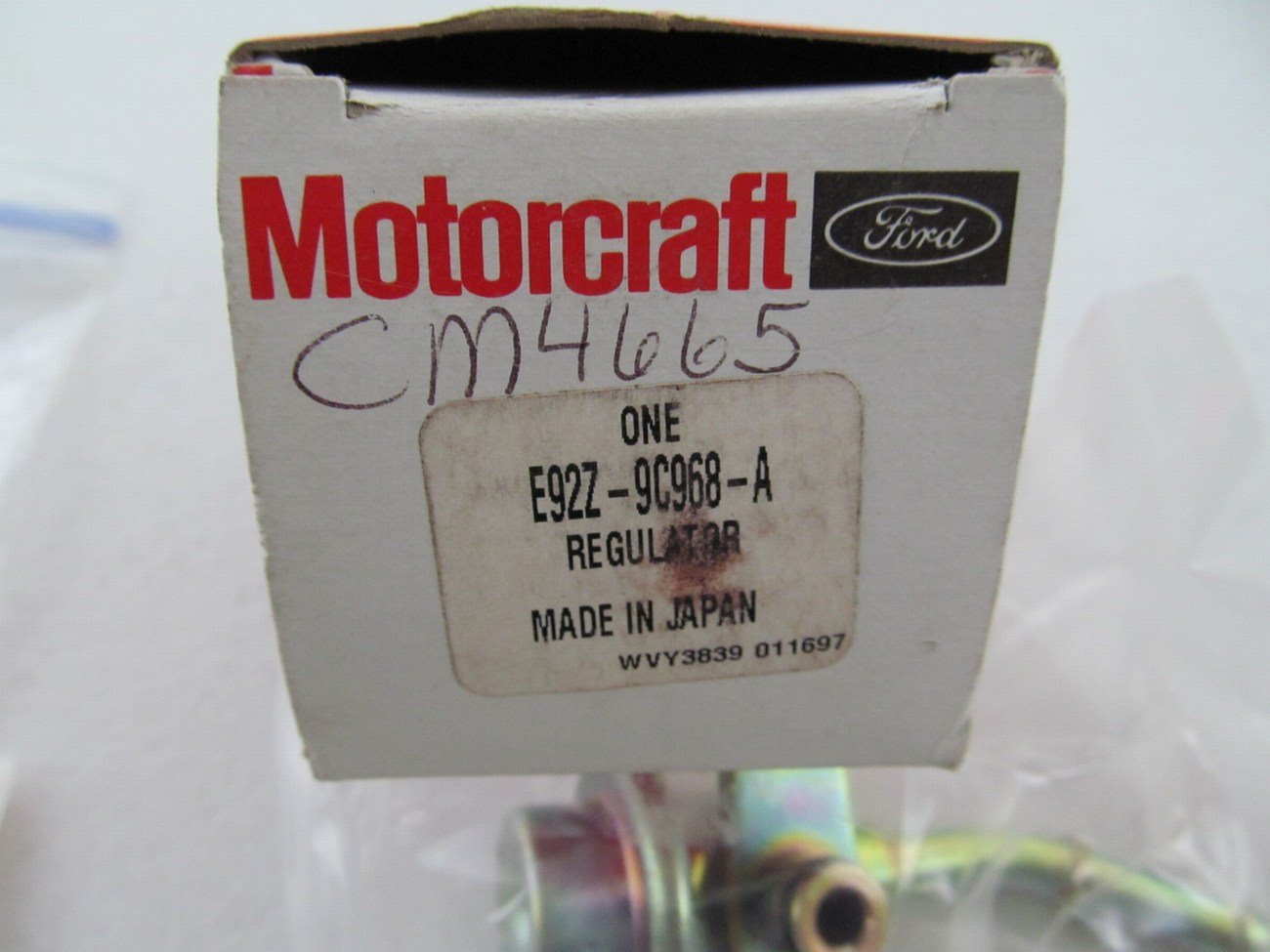 NEW GENUINE OEM Ford E92Z-9C968-A Fuel Pressure Regulator  88-92 Ford Mazda 2.2L