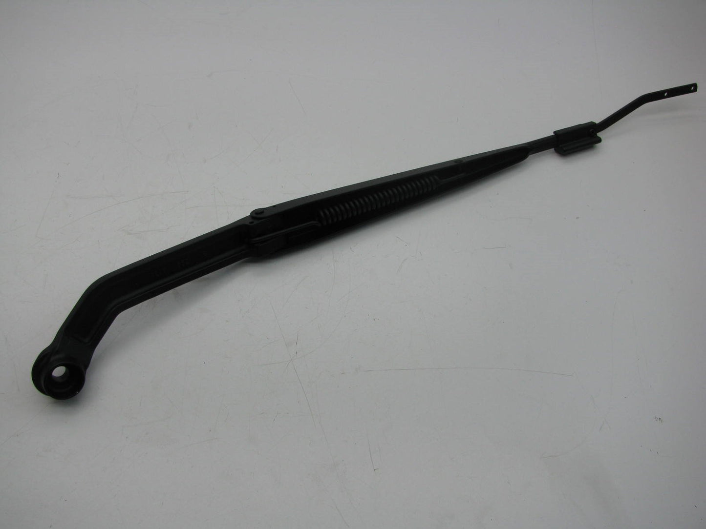 New OEM Ford E92Z-17526-A Left Drivers Side Windshield Wiper Arm 89-92 Probe