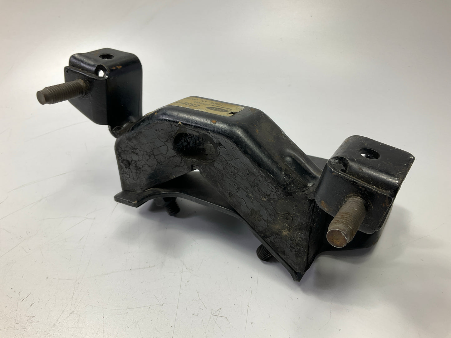 NEW - OEM Ford E93Z-6038-A Right Passener Side Engine Motor Mount