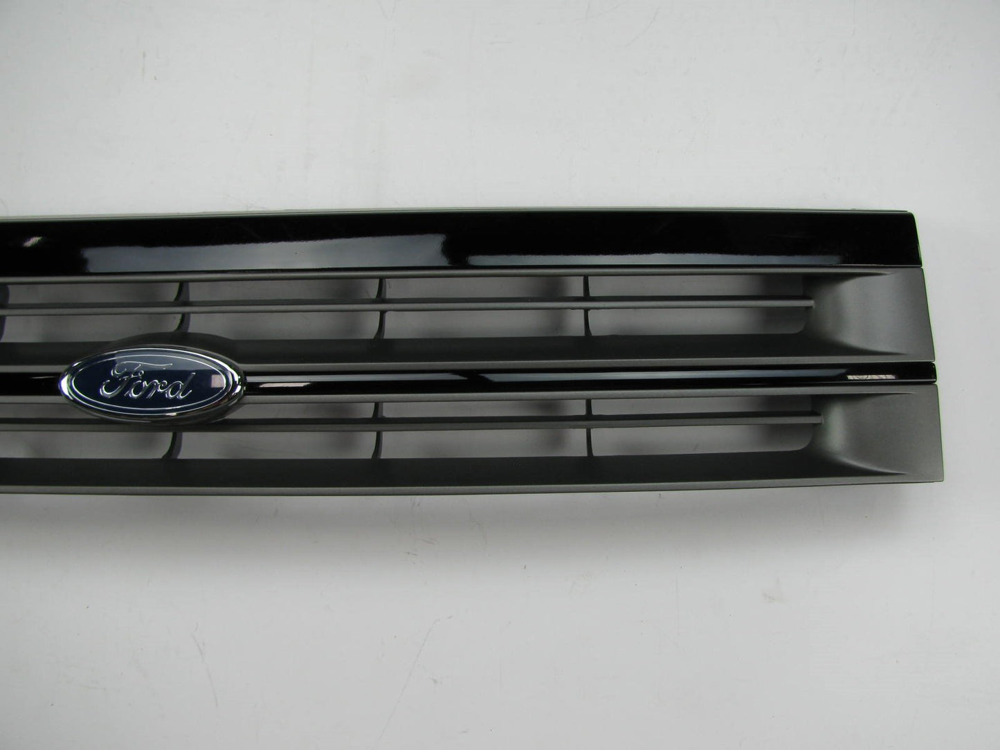 NEW GENUINE OEM Ford E93Z-8200-B Front Grille - 1988-1991 Ford Tempo
