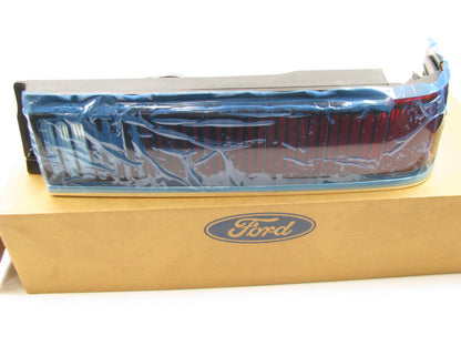 NOS OEM 1989-1991 Sable Right Passengers Side Tail Light Lamp E94Y-13404-A SEDAN