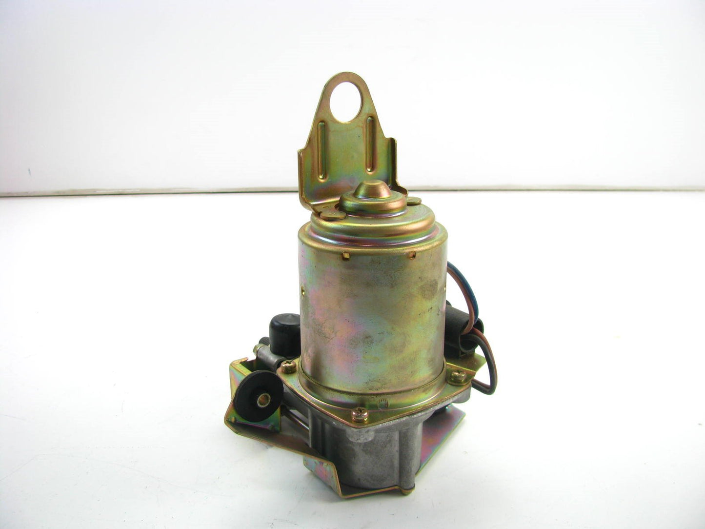 NEW GENUINE OEM Ford E9AZ-5319-A  Air Ride Suspension Air Compressor