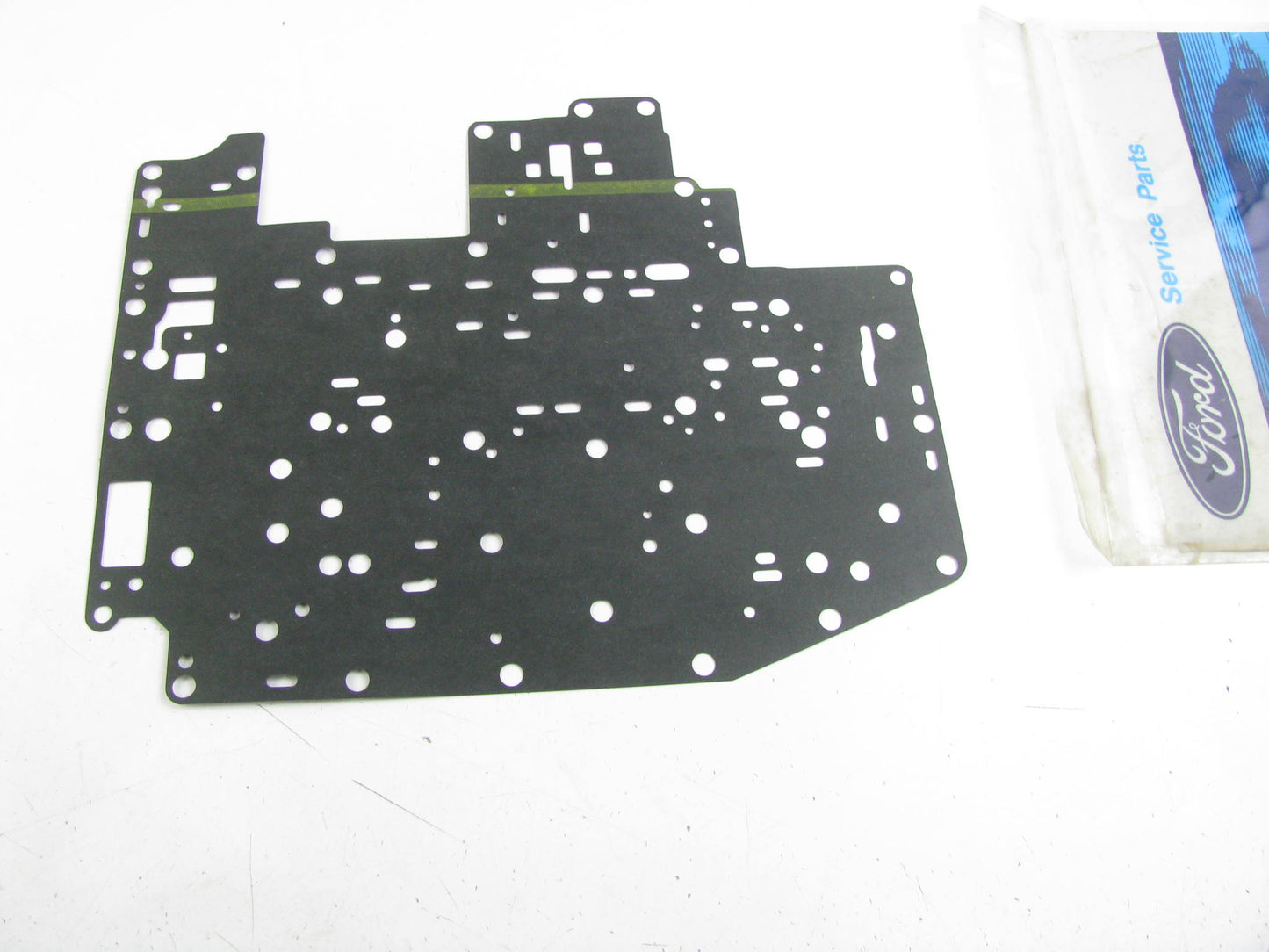 NEW - OEM Ford E9AZ-7D100-B Transmission Main Control Gasket 1980-1990 AOD