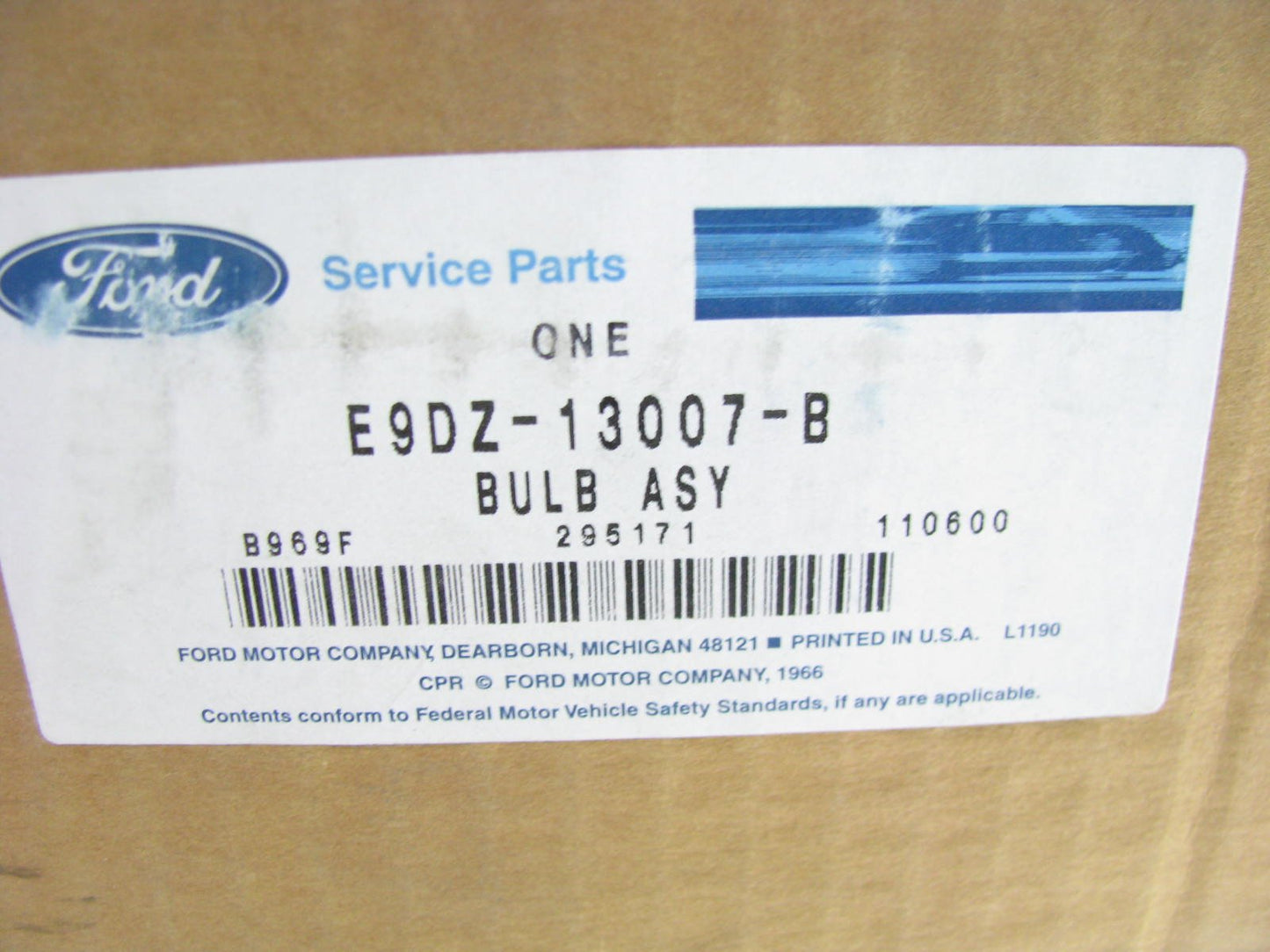 NEW OEM 1989-1991 Ford Taurus Left Drivers Side Headlight Headlamp E9DZ-13007-B