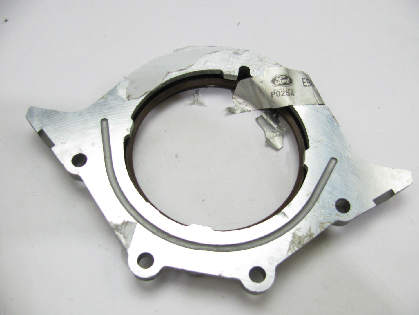 OEM Ford E9DZ-6335-A Rear Crankshaft Main Oil Seal Retainer 1986-90 Taurus 2.5L
