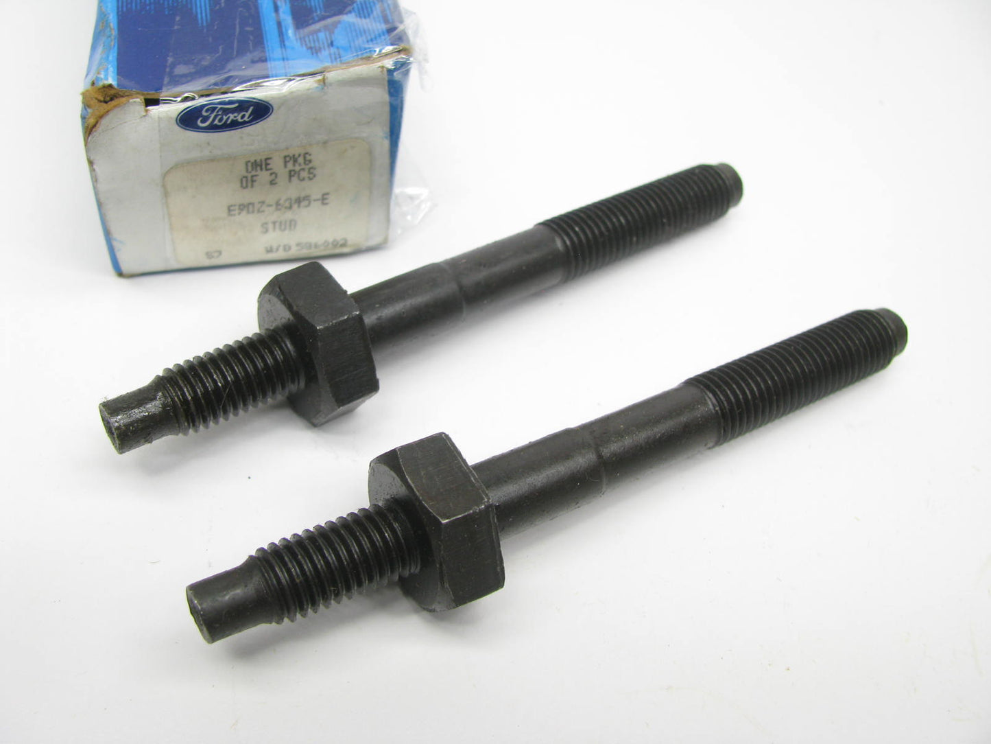 (2) NEW - OEM Ford E9DZ-6345-E Engine Main Beaing Cap Stud 1986-2010 3.0L-V6