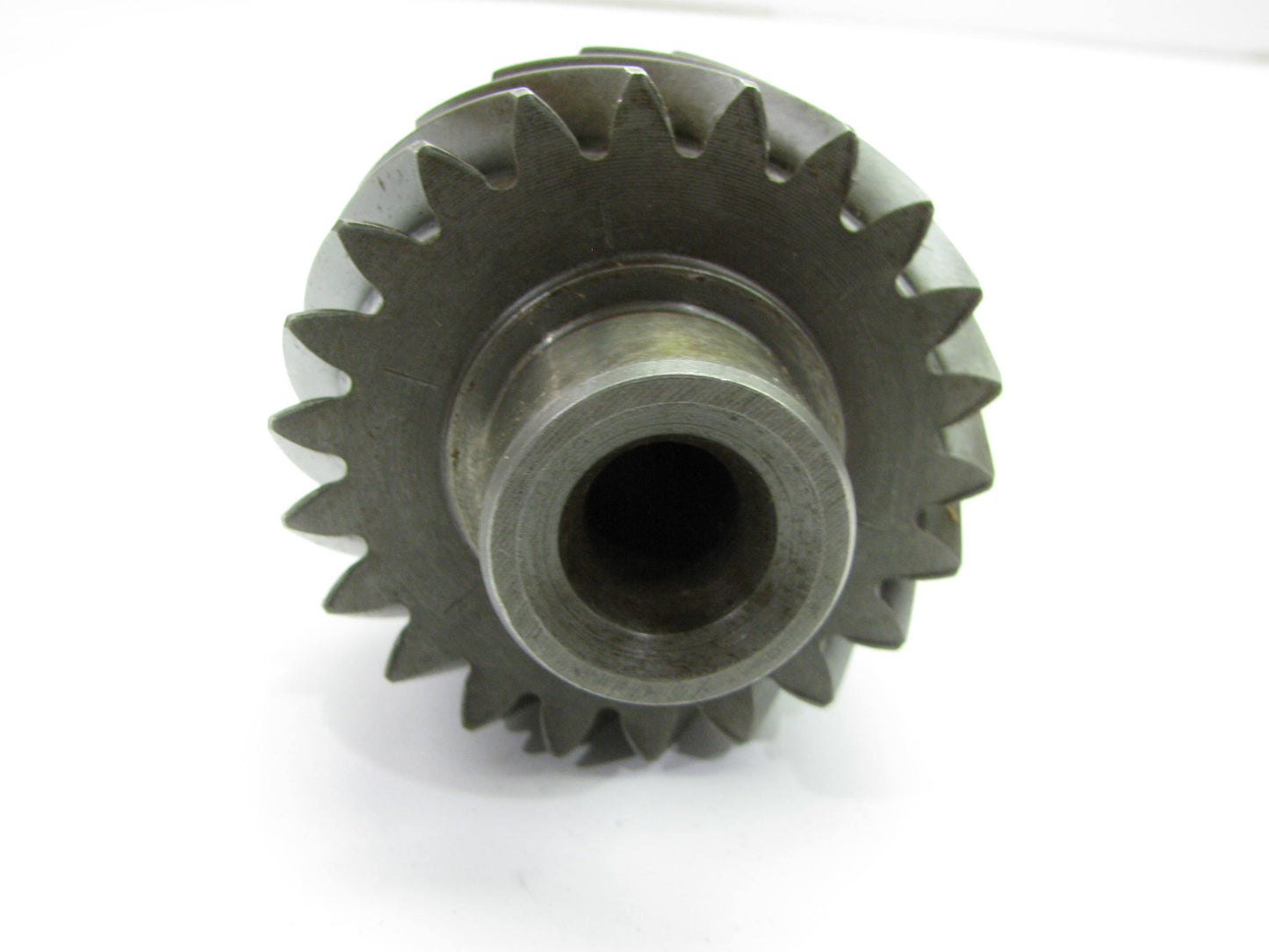 NEW - OEM Ford E9FZ-7061-C Manual Transmission Output Shaft - 5 SPEED MTX ESCORT