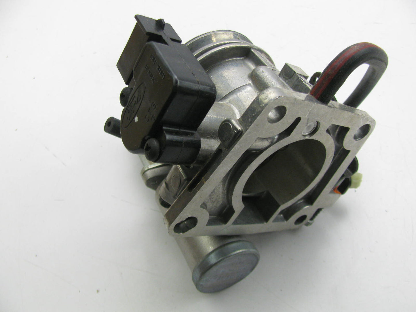 NOS OEM Ford E9FZ-9E926-A Complete Throttle Body W/ Idle Valve & TPS Sensor