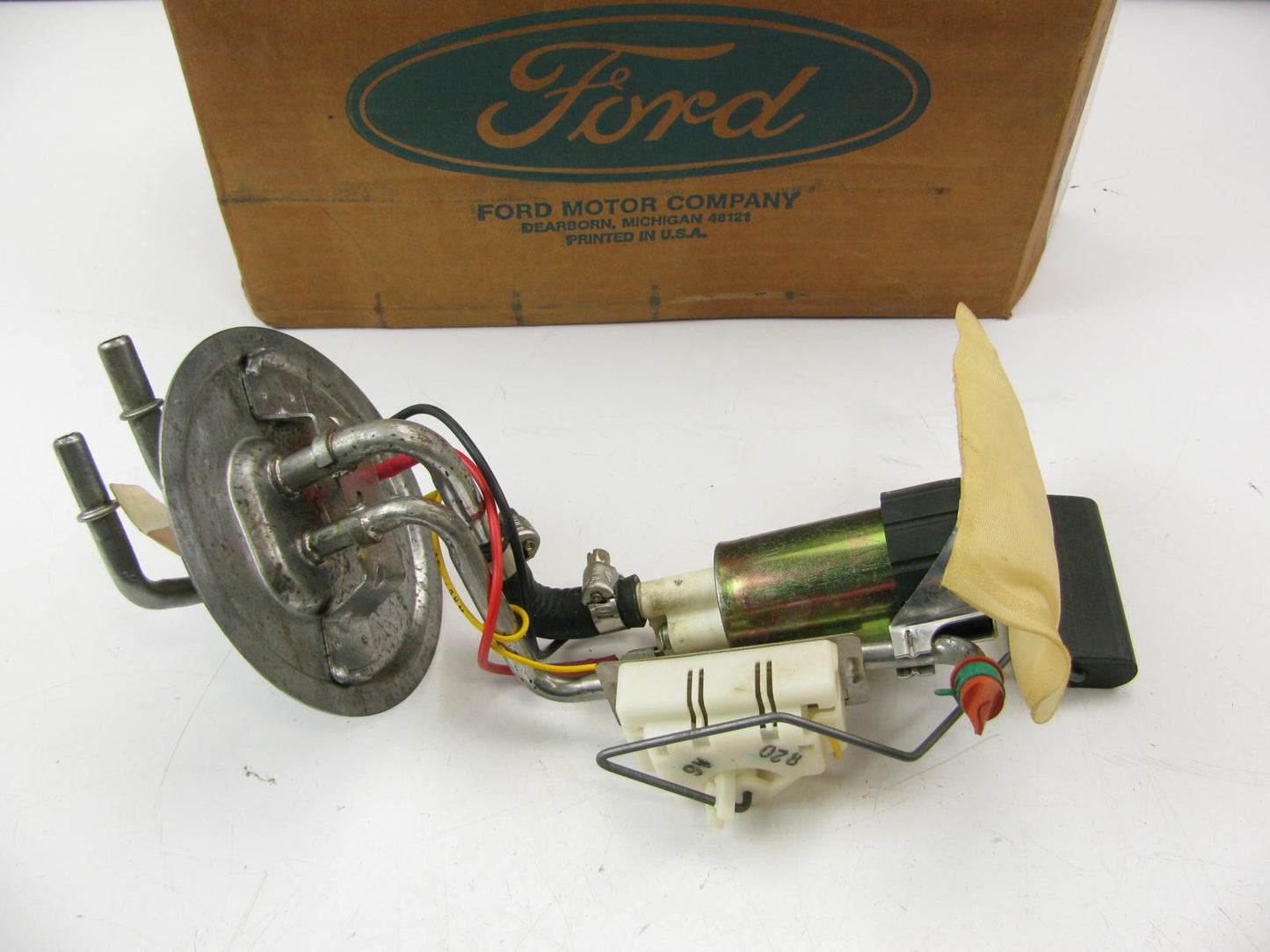 NEW - OEM Ford E9FZ-9H307-A Electric Fuel Pump Assembly 1987-1990 Escort 1.9L