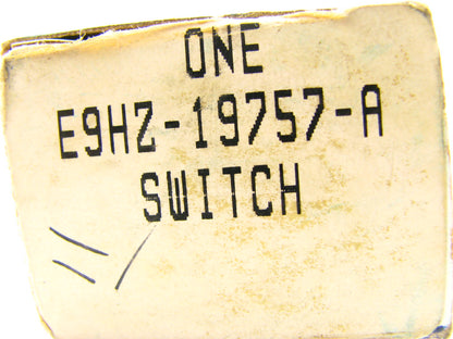 NEW - OEM Ford E9HZ-19757-A A/C Snap Switch & Bracket 1989-90 F600/900 Dealer AC