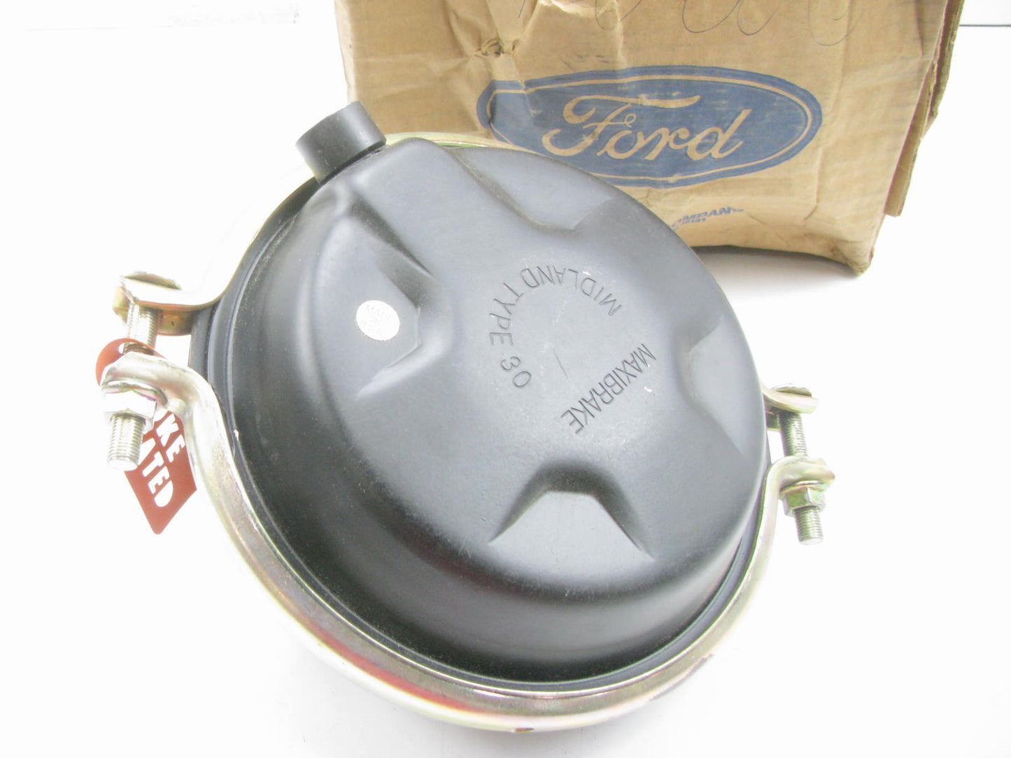 NEW OEM Ford Truck Wheel Air Brake Chamber E9HZ-2225-B MIDLAND TYPE-30 MAXIBRAKE
