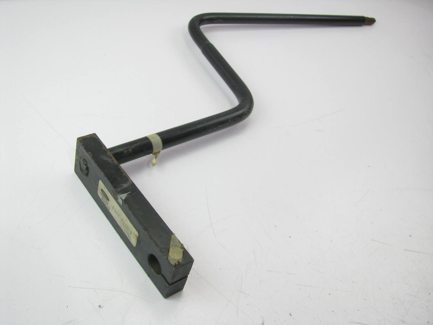 Ford E9HZ-7210-B Gear Shift Lever 1989-1990 LN800 LNT800 W/ Bench, 7 Speed 8607
