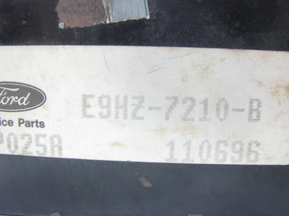 Ford E9HZ-7210-B Gear Shift Lever 1989-1990 LN800 LNT800 W/ Bench, 7 Speed 8607
