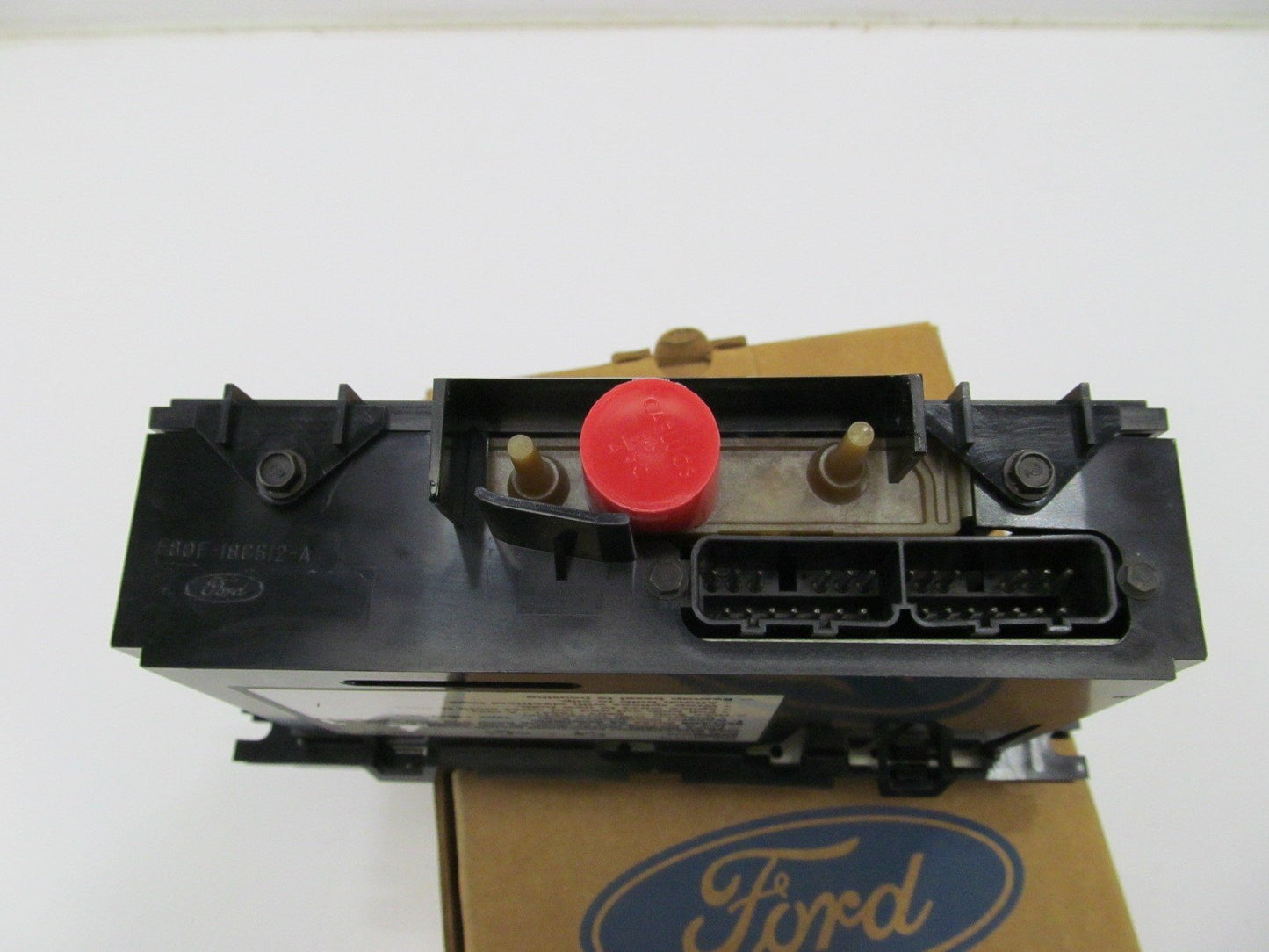 Ford E9OY-19980-A EATC Electronic A/C Heater Control Switch 1988-89 Continental