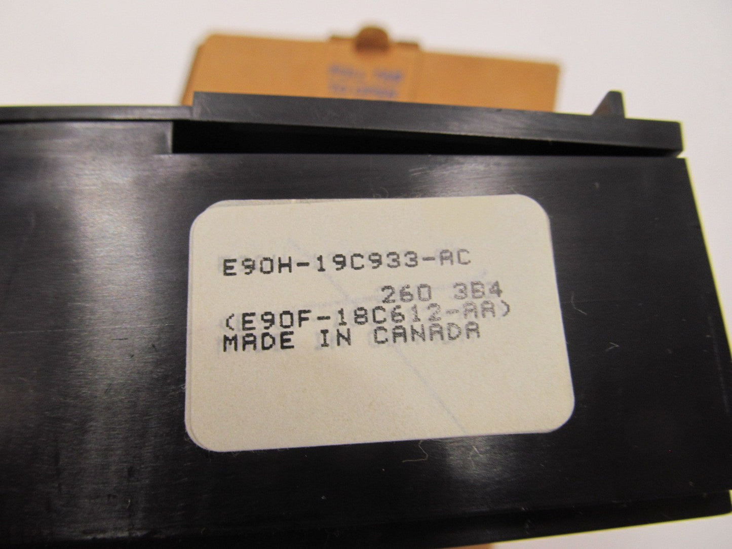 Ford E9OY-19980-A EATC Electronic A/C Heater Control Switch 1988-89 Continental