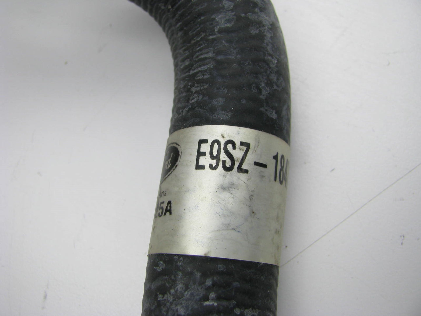 New OEM 1990-91 Ford Thunderbird, Cougar 3.8L  V6 HVAC Heater Hose E9SZ-18472-E