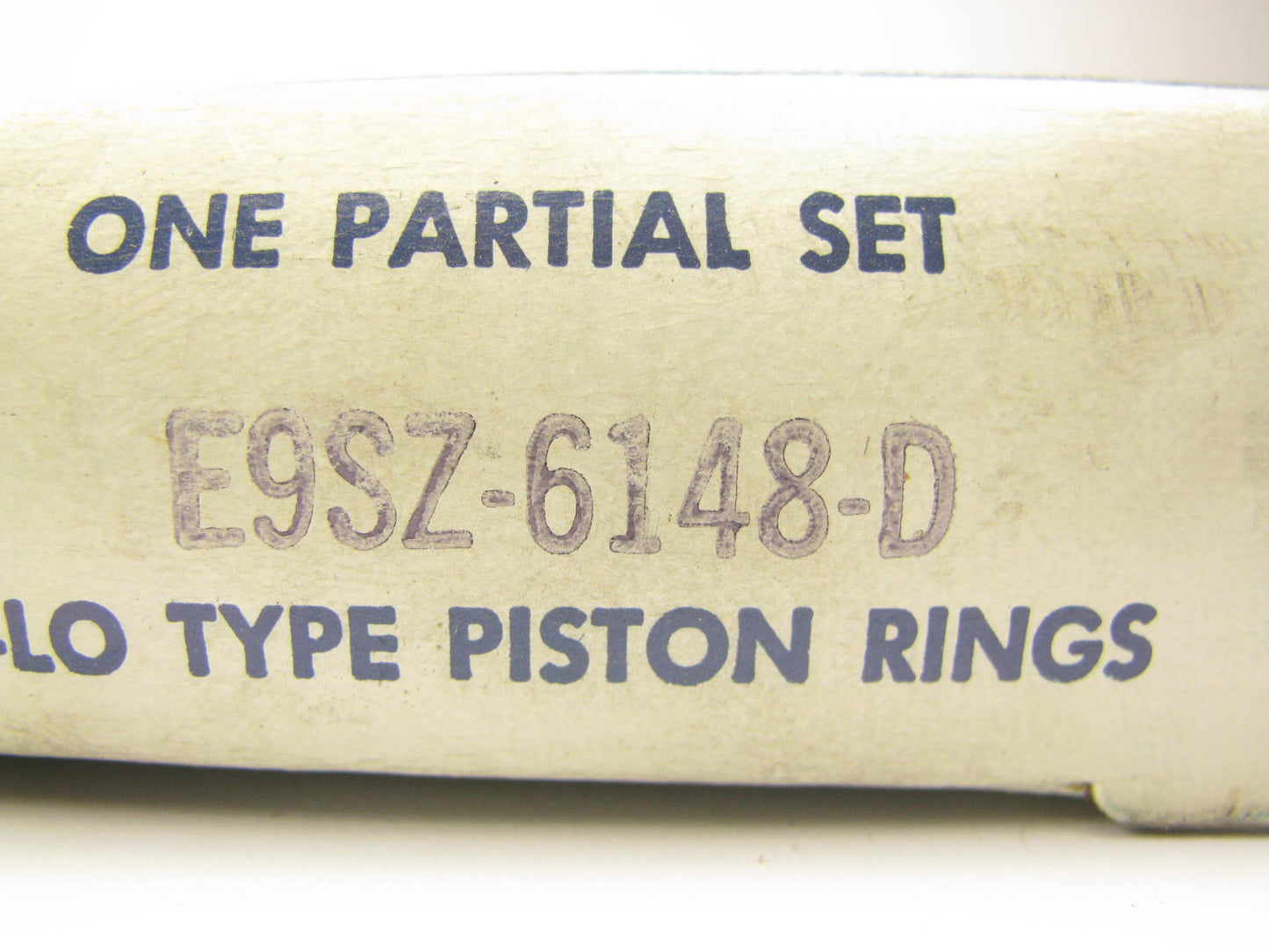 NEW - OEM Ford E9SZ-6148-D Partial Piston Rings .030'' 1989 Thunderbird 3.8L S/C