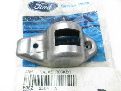 (1) NEW GENUINE OEM Ford E9SZ-6564-A Engine Rocker Arm