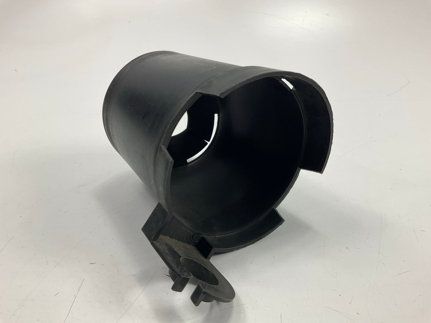 NEW - OEM Ford E9TZ-3F540-A Steering Shaft Stone Shield 1982-1991 F150 F250 F350