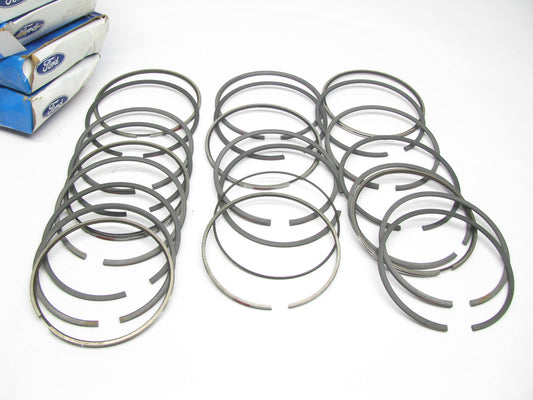NEW - OEM Ford E9TZ-6148-GA Complete Piston Ring Set .020'' 1988-1994 7.3L Diesel