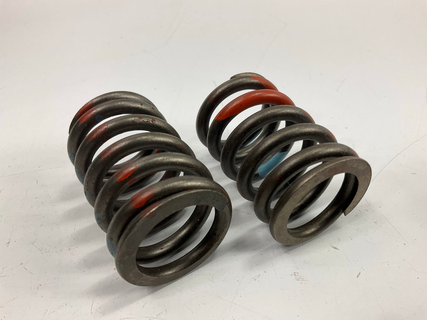 (6) NEW - OEM Ford E9TZ-6513-A Engine Valve Spring 1989-1997 7.5L 460