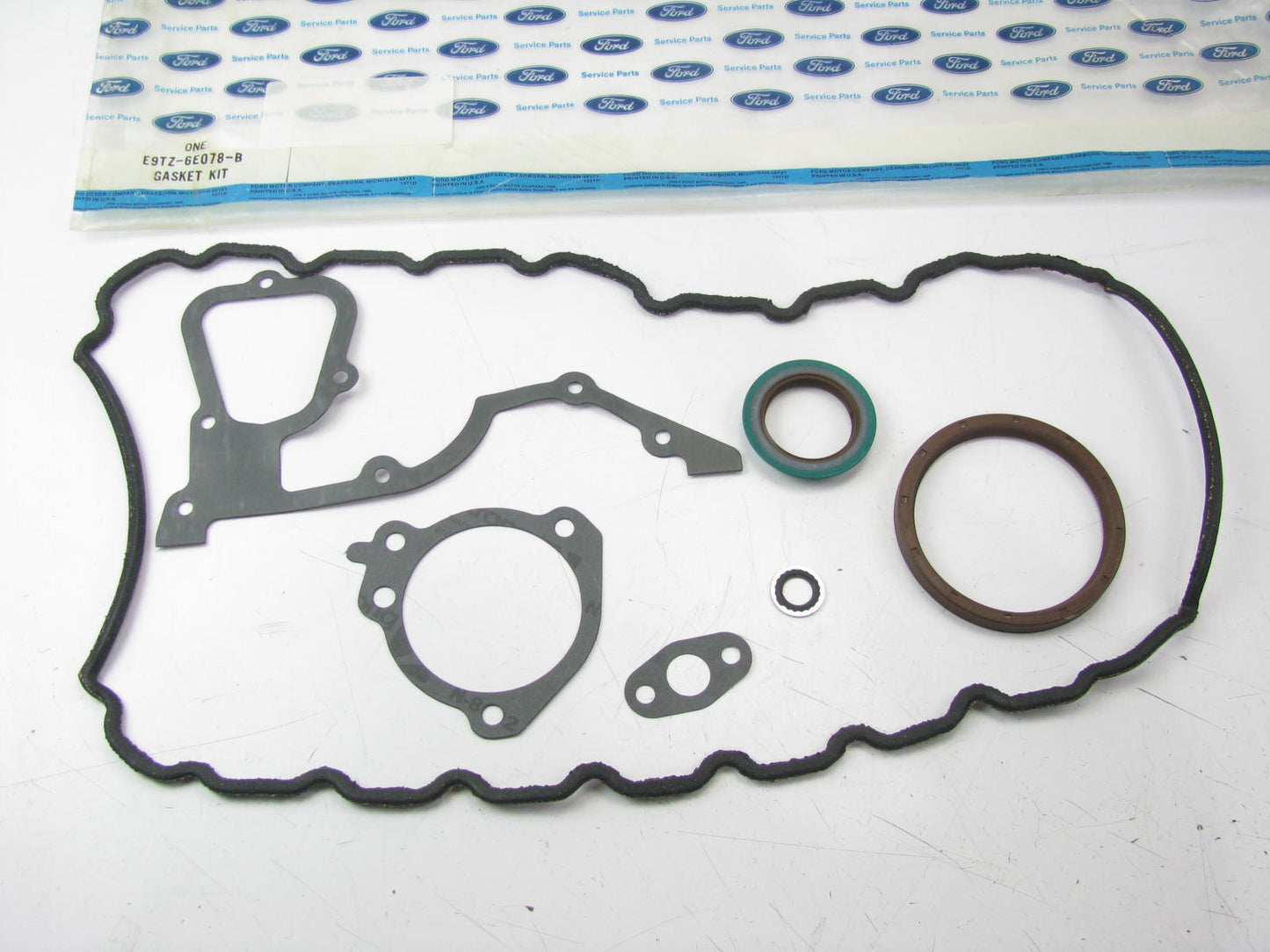 NEW - OEM Ford E9TZ-6E078-B LOWER Engine Gasket Set - 1989-1992 Ranger 2.3L SOHC