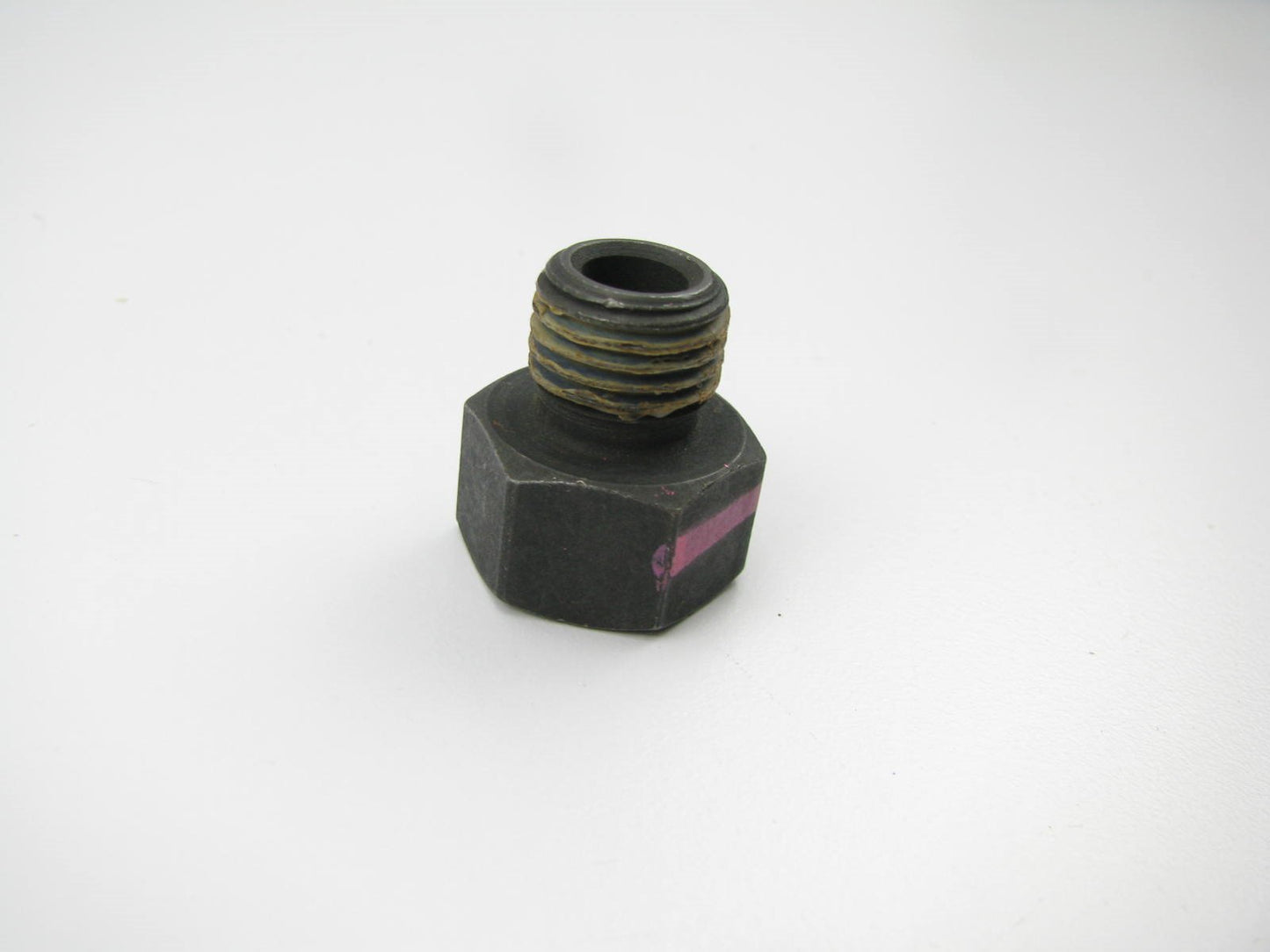 NEW GENUINE Ford E9TZ-7D273-AA Automatic Transmission Oil Tube Connector