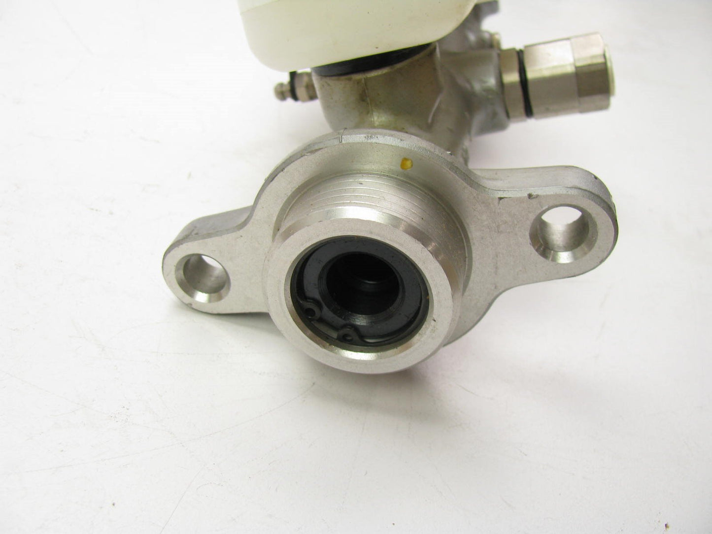 NEW GENUINE OEM 90-92 Ford Probe Brake Master Cylinder (WITH ABS)  F02Z-2140-B