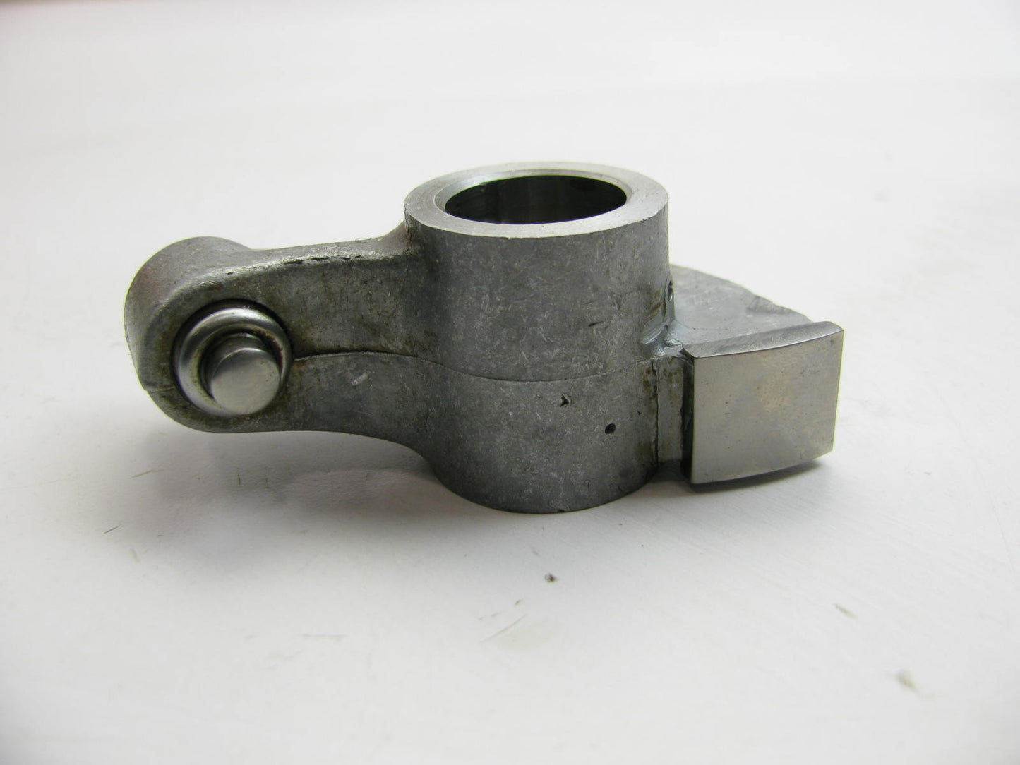 New OEM Ford EXHAUST Rocker Arm - 1990-1992 Probe 2.2L  F02Z-6564-B
