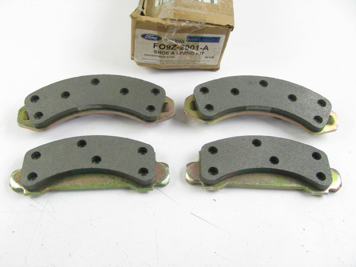 NEW GENUINE OEM Ford F09Z-2001-A FRONT Brake Pads