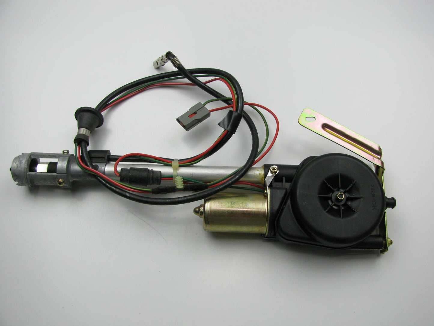 NEW OUT OF BOX Ford F0AF-19A018-BB Power Antenna - 1988-1991 LTD Crown Victoria