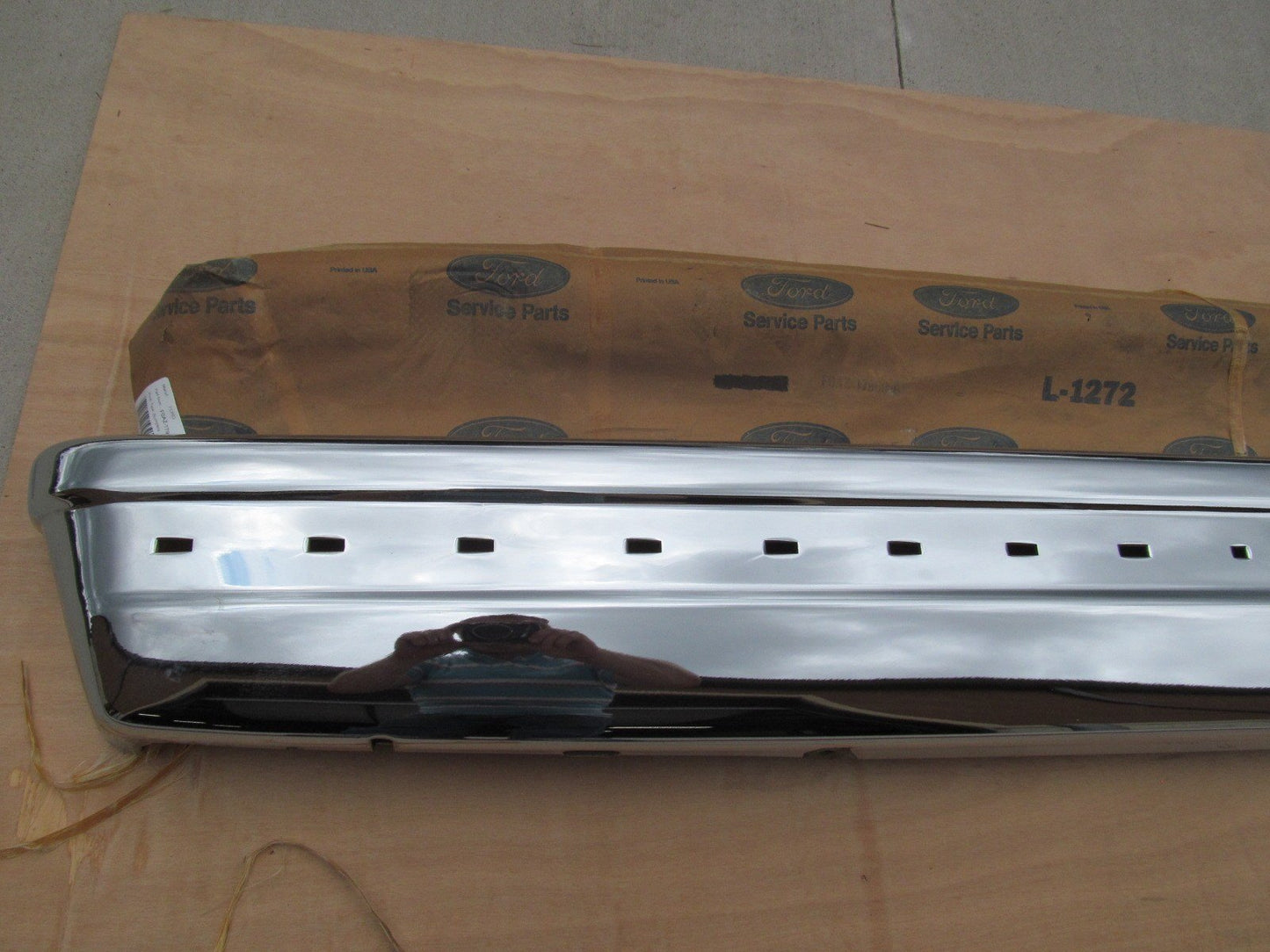 NEW GENUINE OEM Ford F0AZ-17906-A Chrome Rear Bumper 1988-91 LTD Crown Victoria