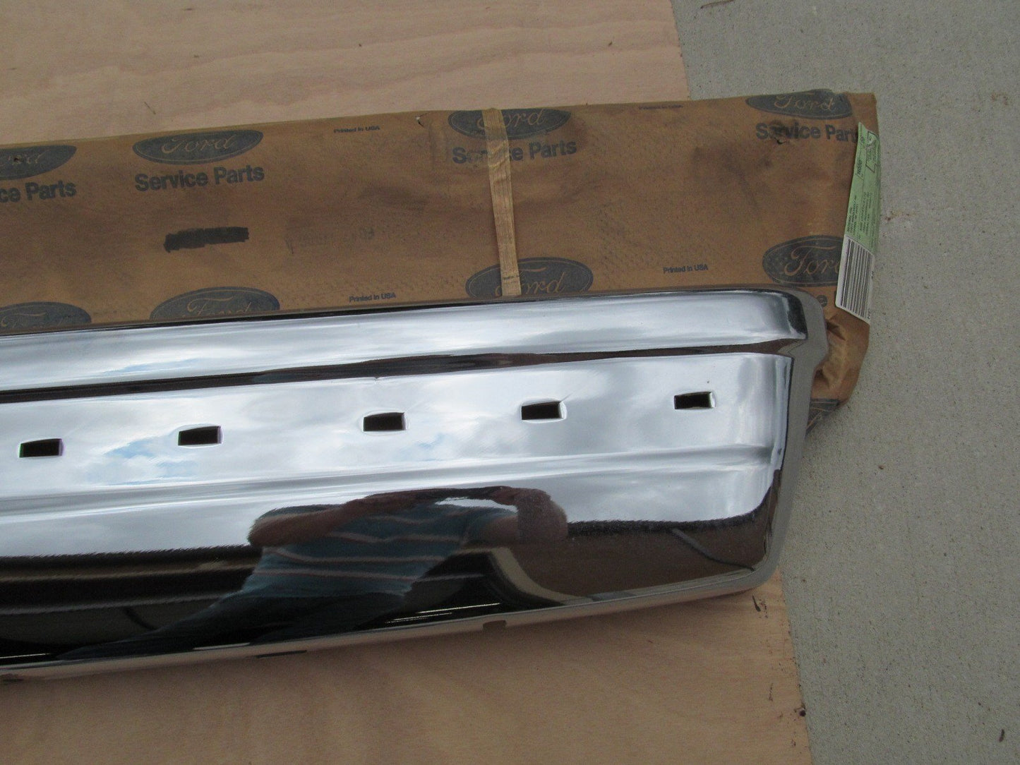NEW GENUINE OEM Ford F0AZ-17906-A Chrome Rear Bumper 1988-91 LTD Crown Victoria