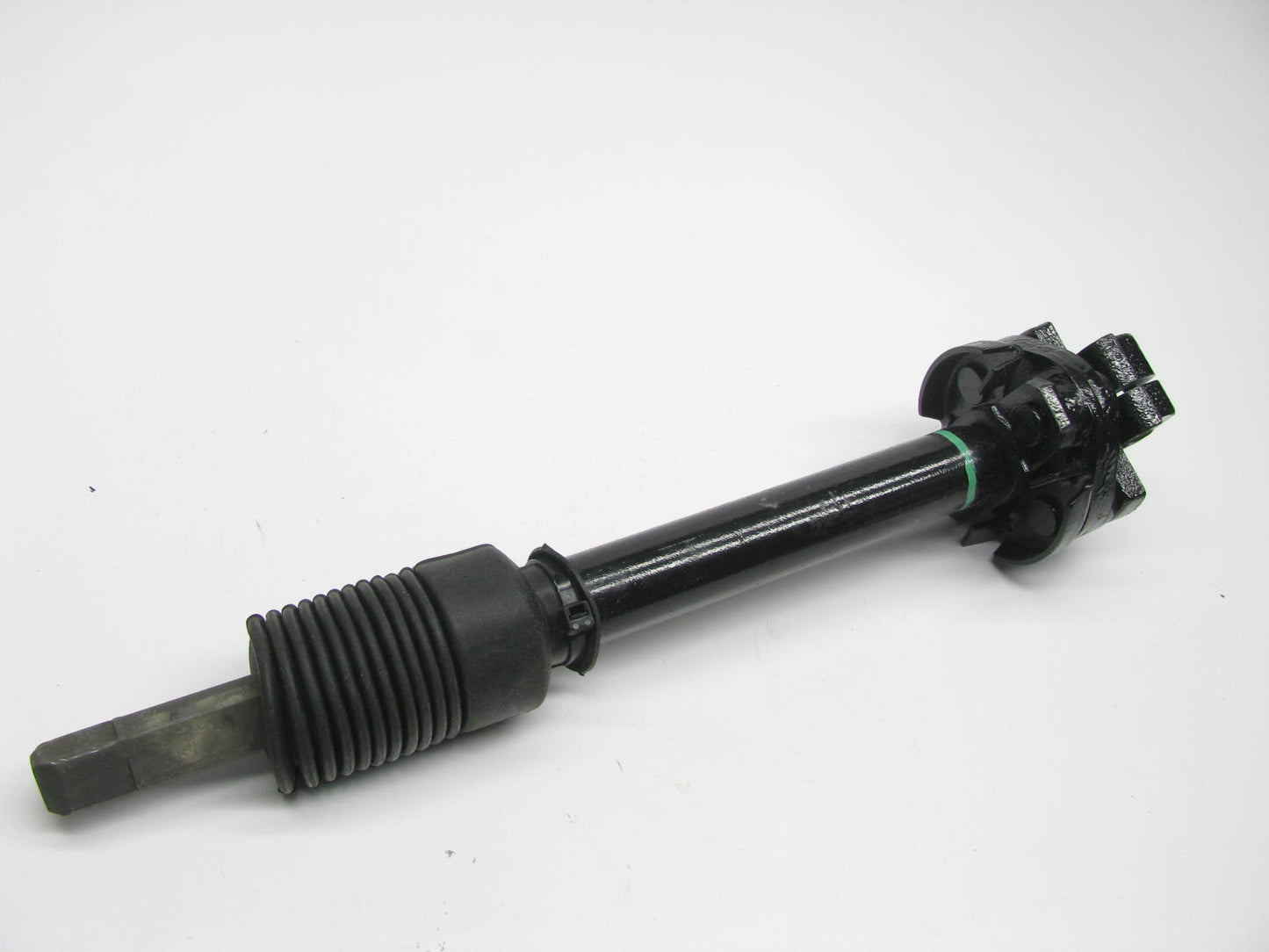 NEW - OEM Ford F0AZ-3B676-B Lower Steering Shaft 1990-1991 Crown Victoria P71