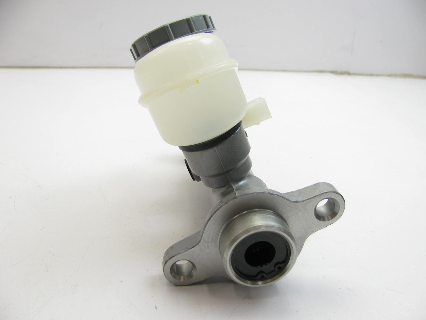 REMAN - OEM Ford F0FZ-2140-AX Brake Master Cylinder W/ Reservoir