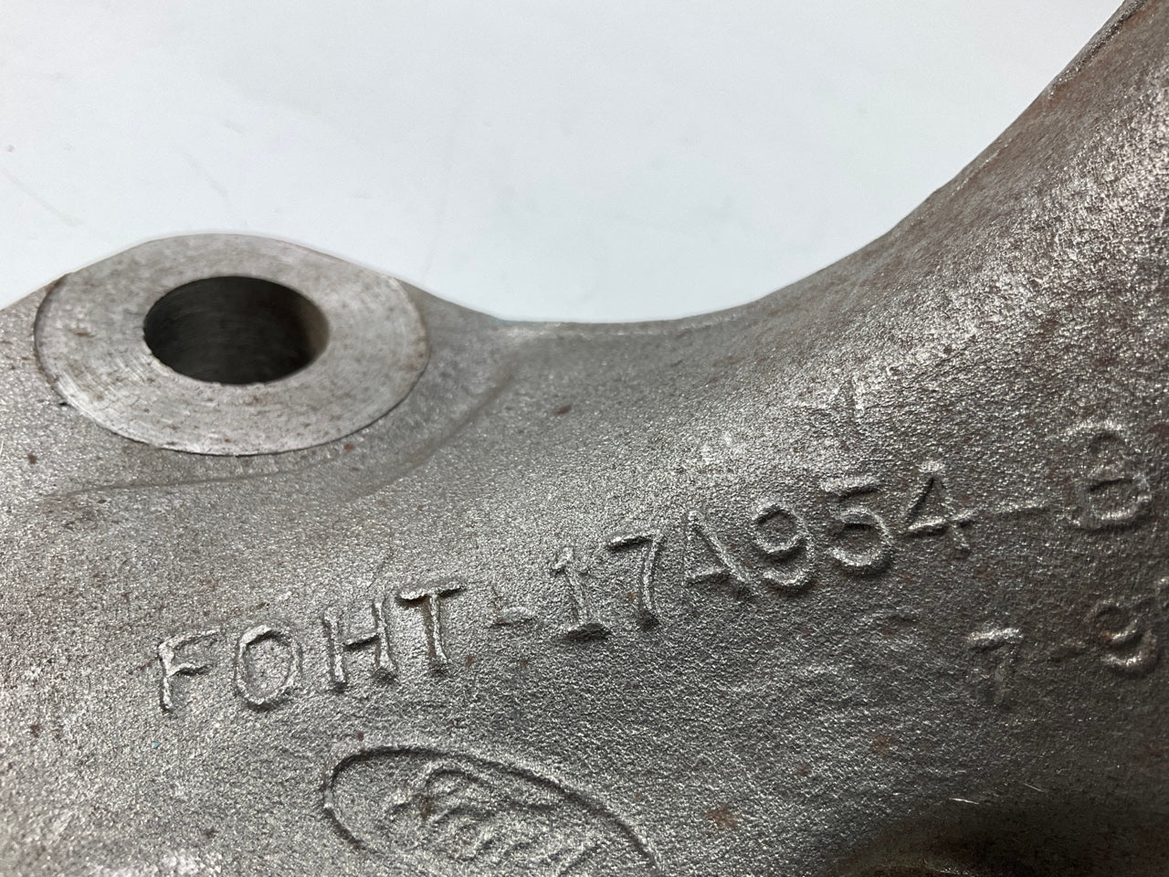 NEW - OEM Ford F0HZ-17A954-B Right Tow Hook 1991-1997 L-Series W/ Extended Frame