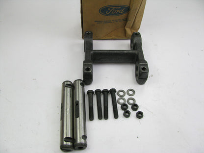 NEW - OEM Ford F0HZ-5304-A Front Spring Shackle Kit 1990-1998 CF600/800 CFT800