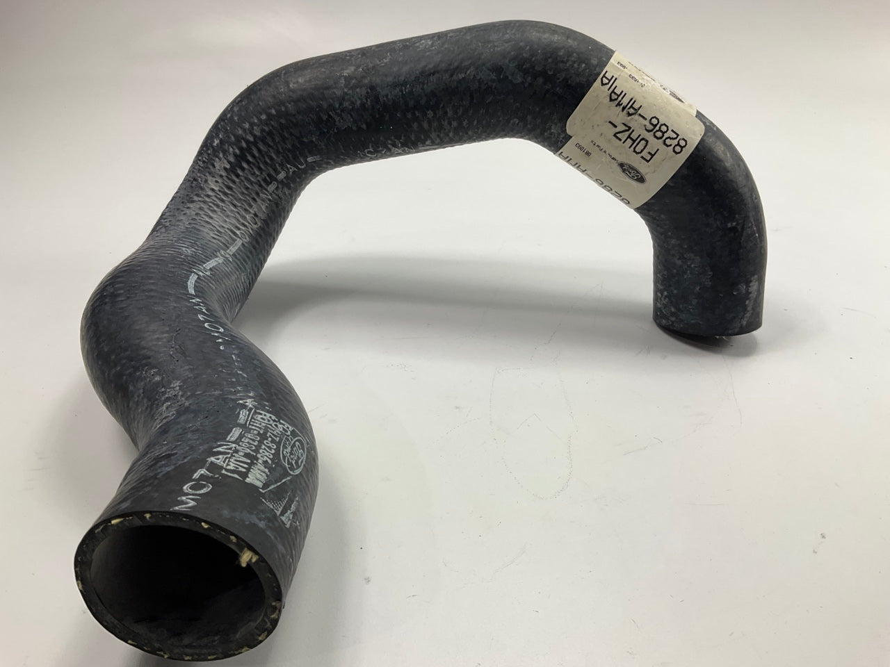 NEW GENUINE OEM Ford F0HZ-8286-AMA Lower Radiator Coolant Hose