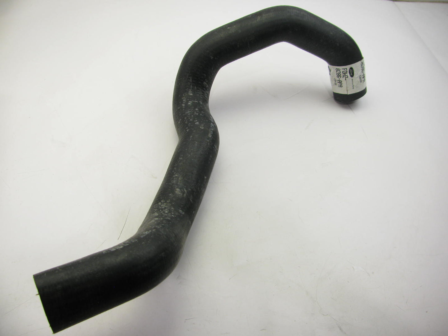 NEW Ford F0HZ-8286-APA LOWER Radiator Coolant Hose For 90-93 Ford B700