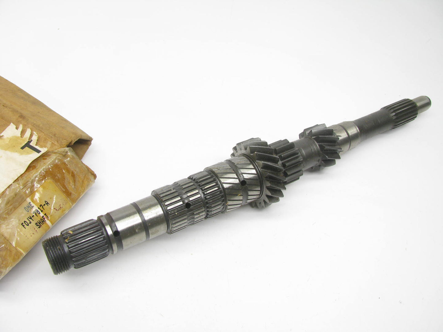 NEW - OEM Ford F0JY-7017-A Manual Transaxle Input Shaft 91-93 Mercury Capri 5MT