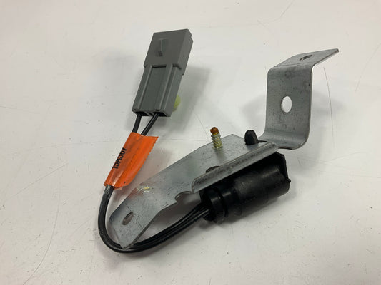 NEW - OEM Ford F0TZ-15702-A Engine Compartment Lamp & Bracket 1987-1991 F-Series