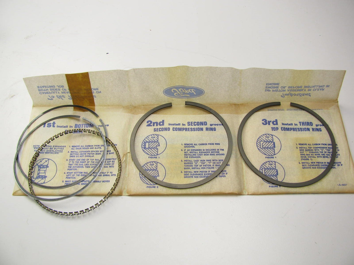 NEW - OEM Ford F0TZ-6148-H Partial Piston Rings - Standard 1986-2000 5.0L-V8