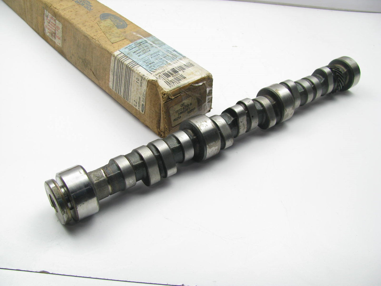 NOS OEM Ford Engine Camshaft- Hydraulic Roller  F0TZ-6250-A