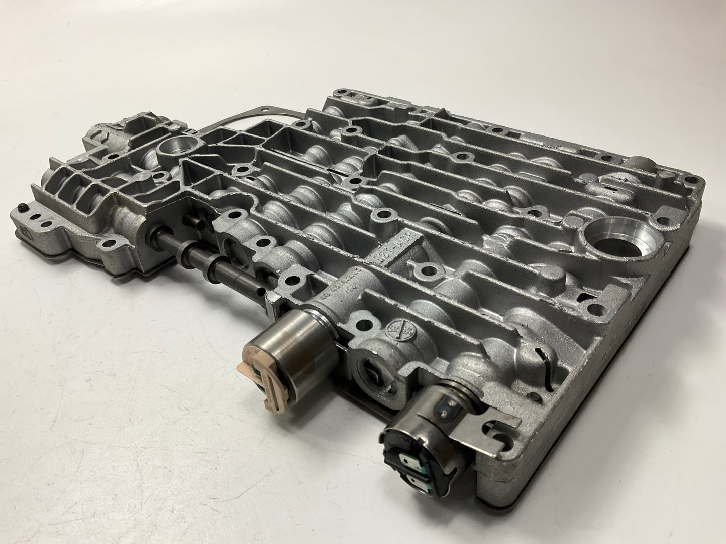 NEW - OEM Ford F0TZ-7A100-C Auto Transmission Valve Body 1990 4.0L-V6 A4LD 4WD