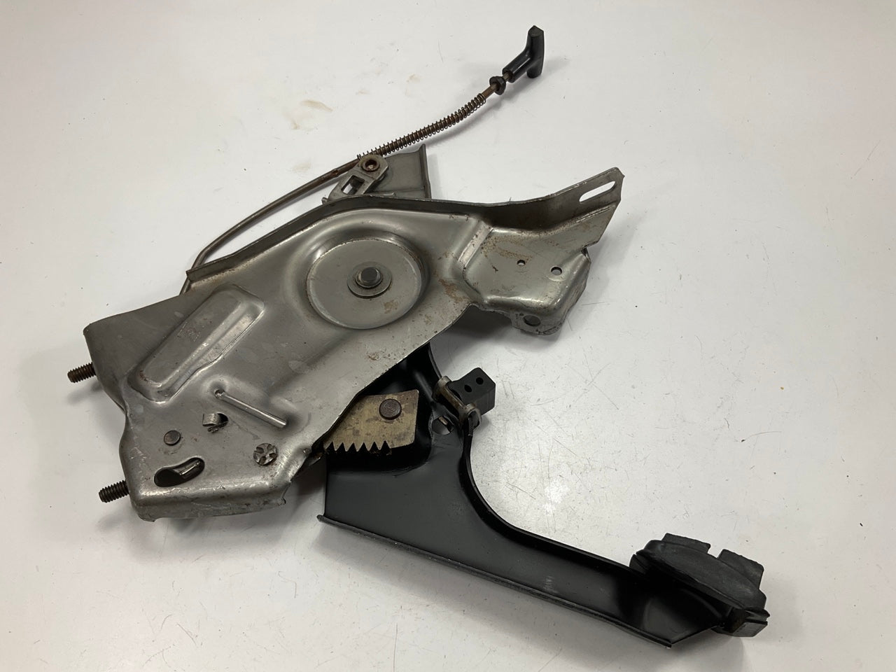 NEW - OEM Ford F0UZ-2780-A Parking Brake Control Pedal 1980-1991 Econoline