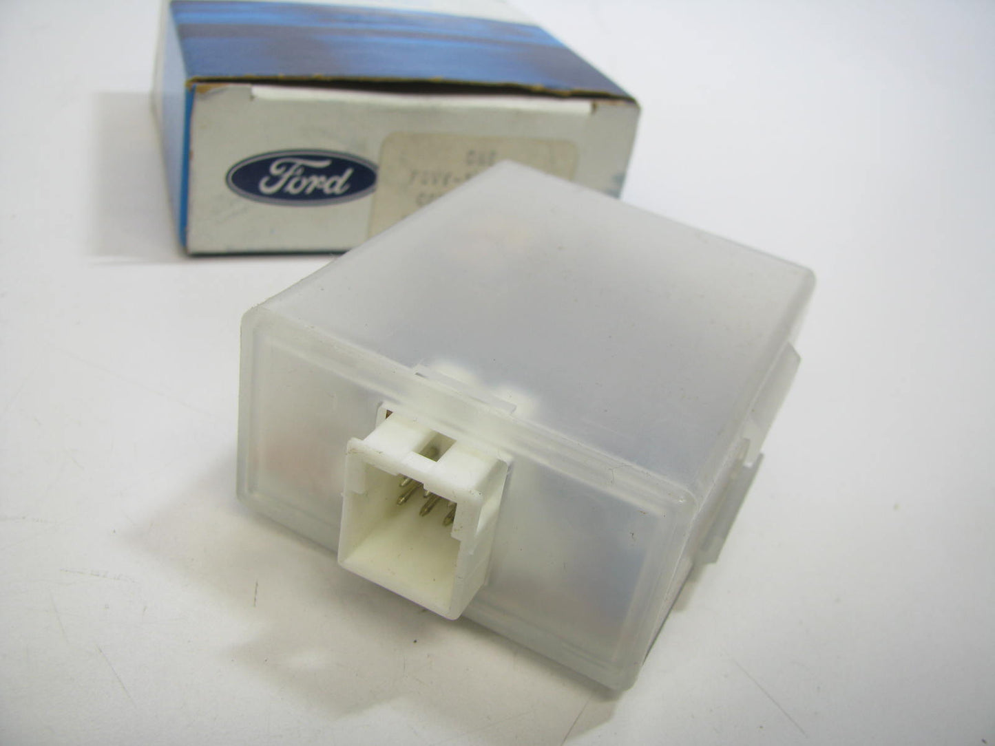 NOS OEM Ford F0VY-12B577-A / F0VF-12B577-AC  Multi-function PCM Control Relay