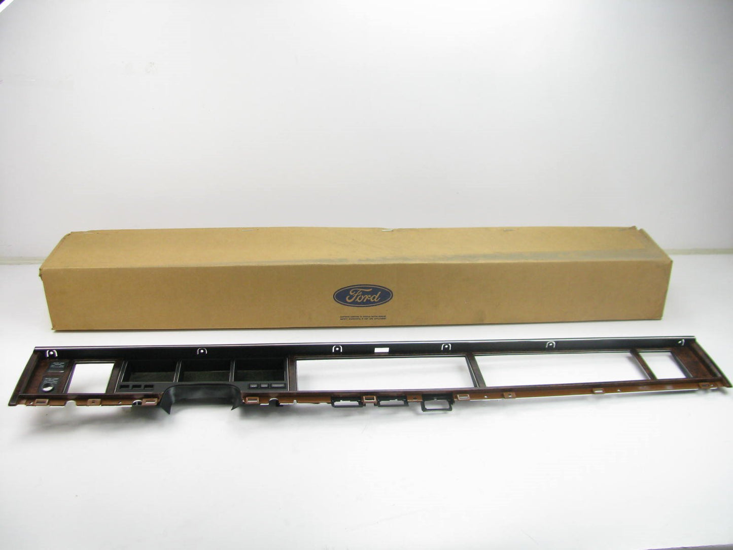 NOS Dash Board Insturment Cluster Front Facia Panel 1990-1994 Lincoln Town Car