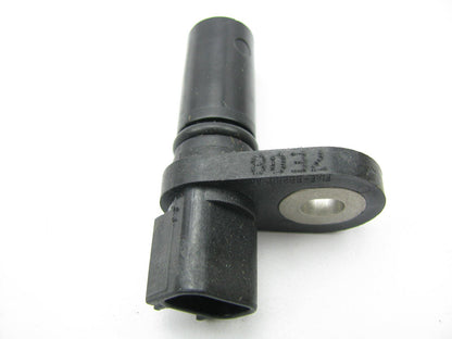 NEW GENUINE OEM Ford F1AZ-6B288-A Engine Camshaft Position Sensor