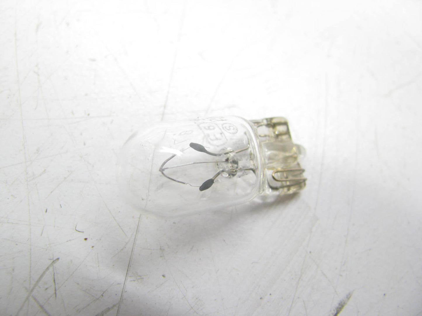 (x20) OEM Ford F1CZ-13466-D  Light Bulb